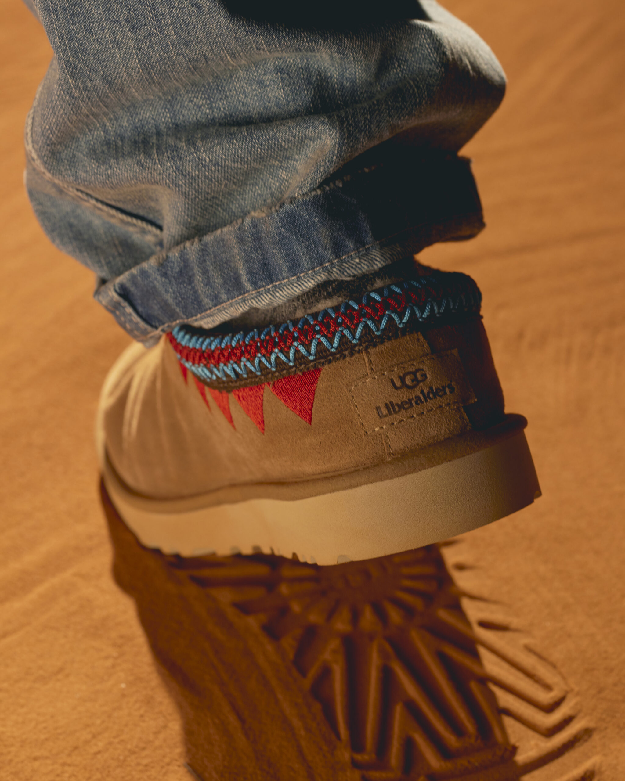 UGG® X Liberaidersコラボレーション2025年秋冬コレクション登場 | WTS 