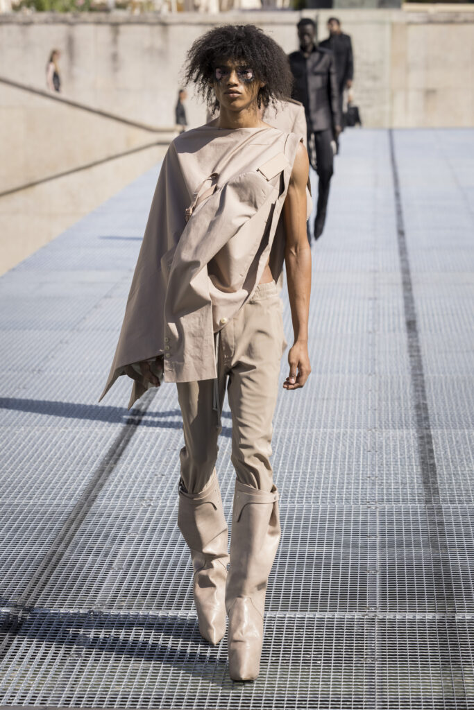 Rick Owens fashion show in Paris, Spring Summer 2027 Menswear Fashion Week Photo by Valerio Mezzanotti