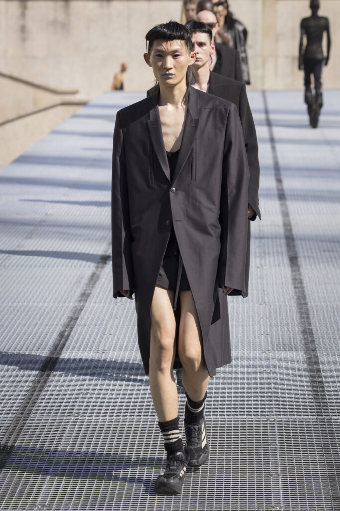 Rick Owens fashion show in Paris, Spring Summer 2027 Menswear Fashion Week Photo by Valerio Mezzanotti
