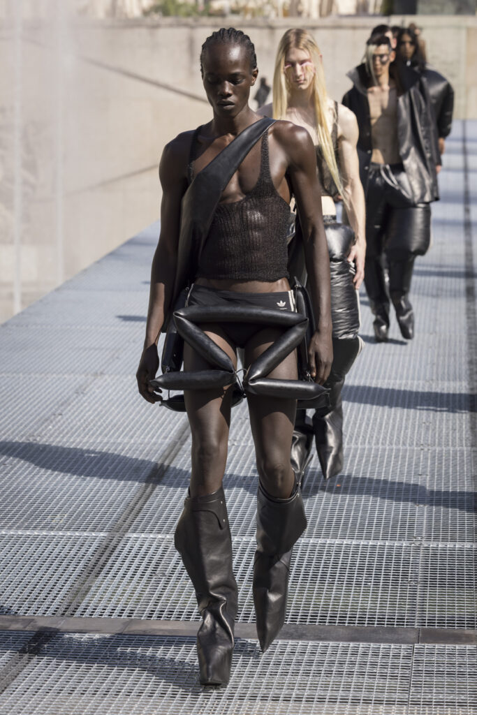 Rick Owens fashion show in Paris, Spring Summer 2027 Menswear Fashion Week Photo by Valerio Mezzanotti