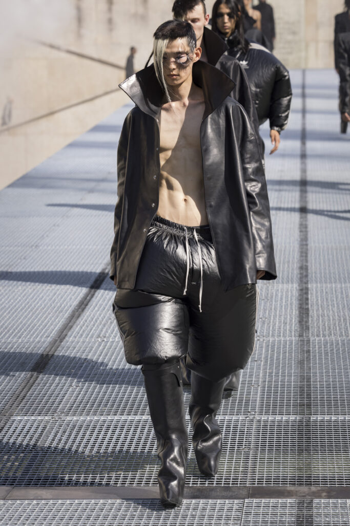 Rick Owens fashion show in Paris, Spring Summer 2027 Menswear Fashion Week Photo by Valerio Mezzanotti