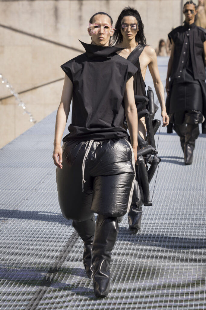 Rick Owens fashion show in Paris, Spring Summer 2027 Menswear Fashion Week Photo by Valerio Mezzanotti