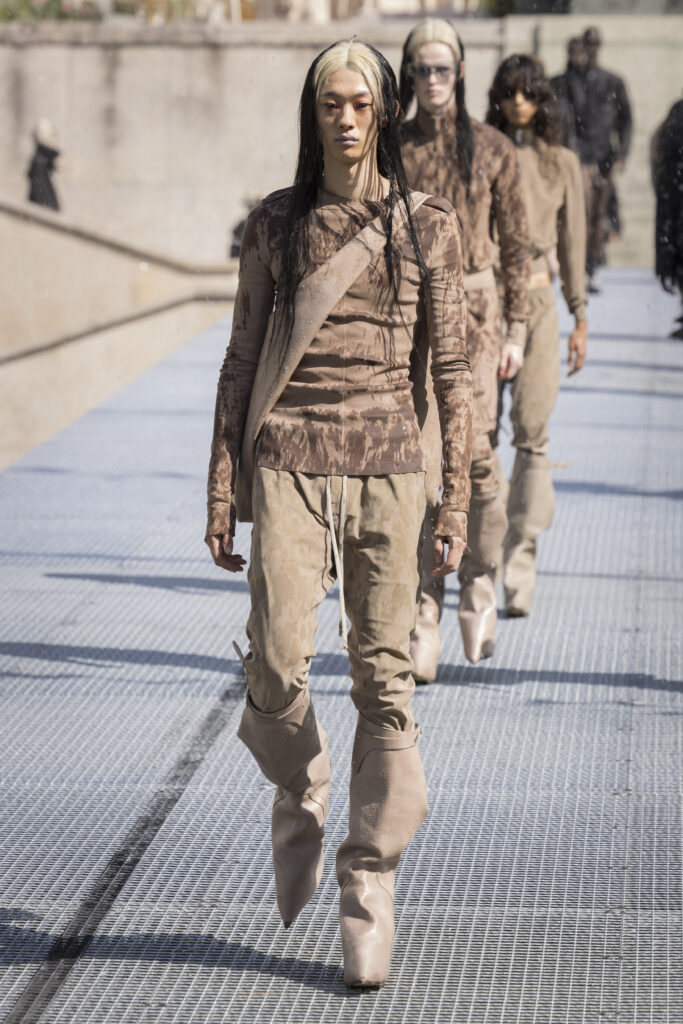 Rick Owens fashion show in Paris, Spring Summer 2027 Menswear Fashion Week Photo by Valerio Mezzanotti