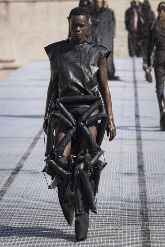 Rick Owens fashion show in Paris, Spring Summer 2027 Menswear Fashion Week Photo by Valerio Mezzanotti