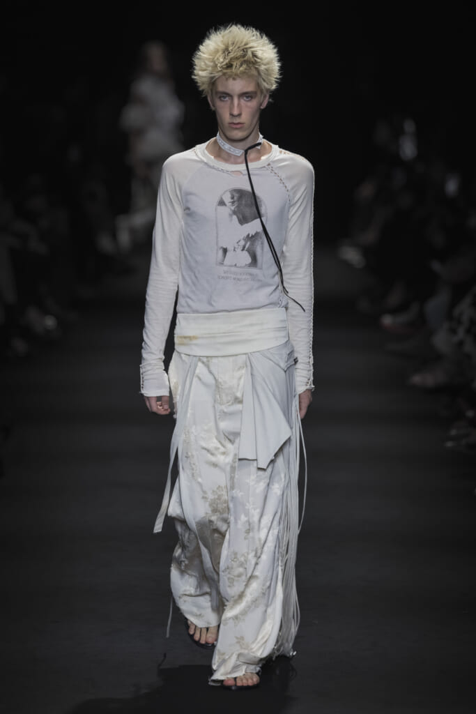 Model on the runway at the Ann Demeulemeester fashion show in Paris, Spring Summer 2027 Ready To Wear Fashion Week